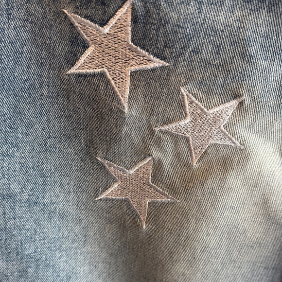 Ripped Jeans with Star Accents - Picture 3 of 16